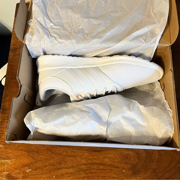 ADIDAS Women’s QT Racer White/Pink - Picture 8 of 10